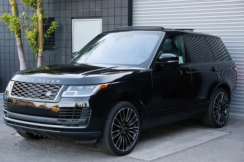 2022 Range Rover Vogue 1
