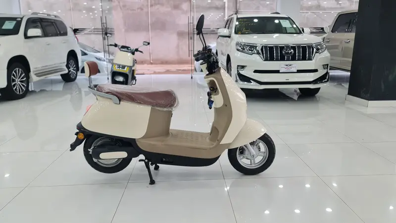 2024  Motorsports E.V Scooter 1