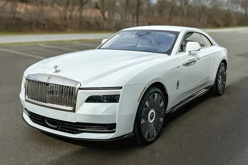 2026 Rolls-Royce Spectre Primavera 1