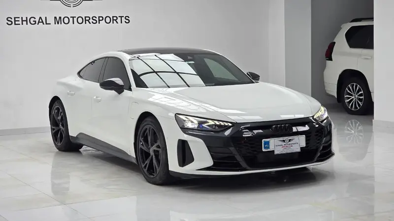 Audi E-Tron Gt Standard Package 2022 1