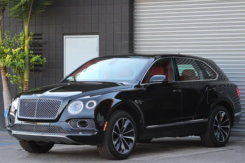 Bentley Bentayga Mulliner Edition 1