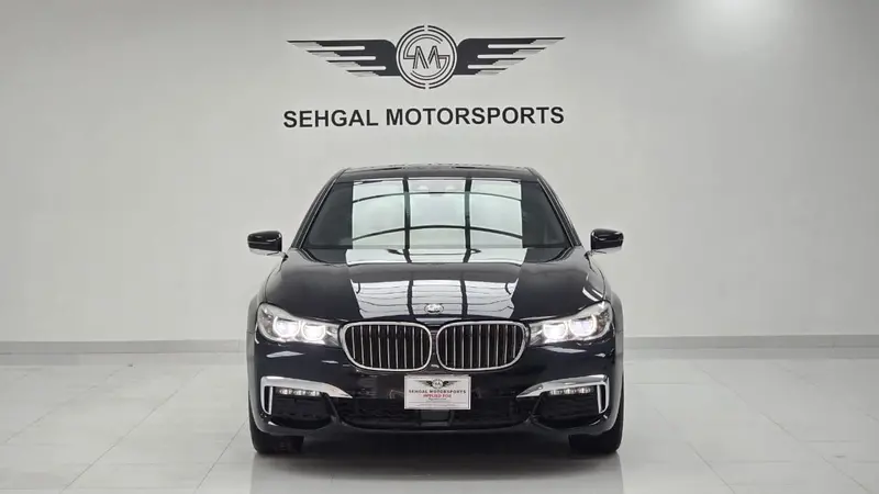 Bmw 7 Series  740E 2018 1