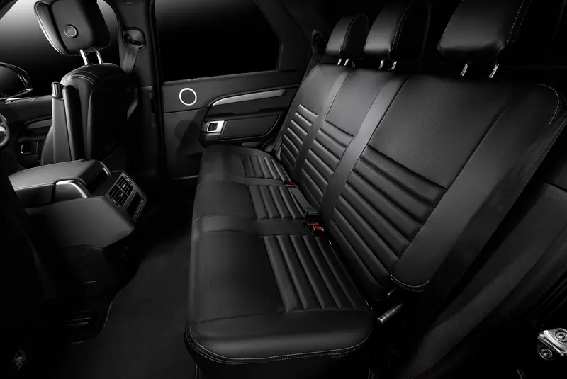 D5 Discovery Commercial Seat Conversion 1