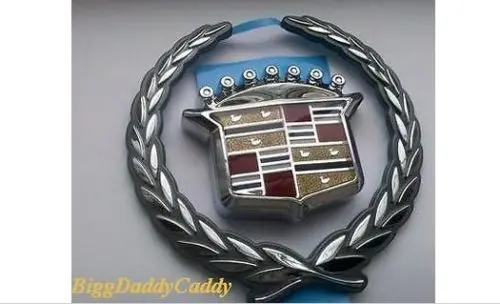 Escalade Chrome Grille Wreath And Crest Emblem 1999-2001 1
