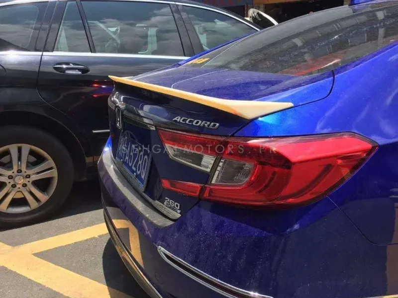 Honda Accord Spoiler - Model 2013-2018 1