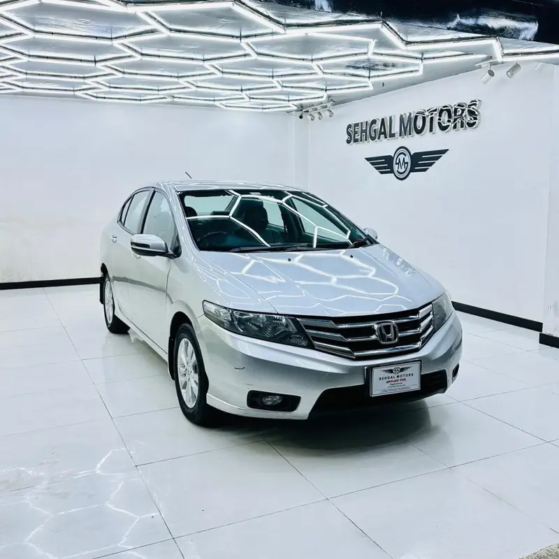 Honda City Aspire 1.3 M/T 2015 1