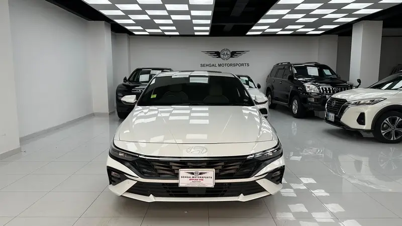 Hyundai Elantra 1600Cc Hybrid 2024 1