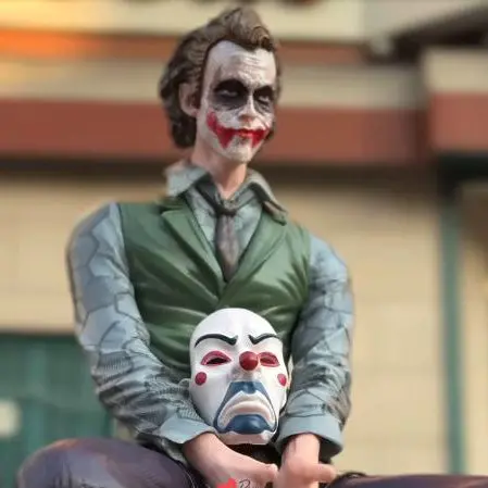 Joker Heath Ledger Harley Clown Sitting Ornament - Rear Roof Pendant Car Rear Exterior Ornaments 2