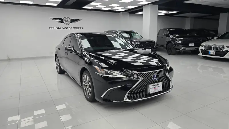 Lexus Es 2500Cc Hybrid 2021 1