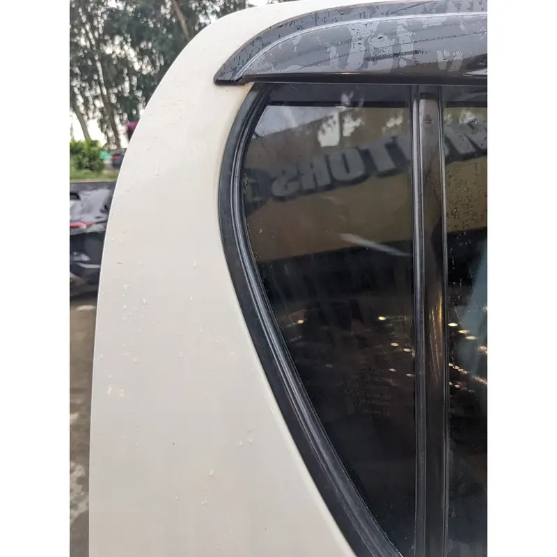 Maximus Quarter Glass Tint 1