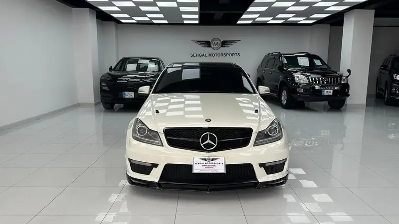 Mercedes Benz C Class C200 Amg Kitted  2012 1