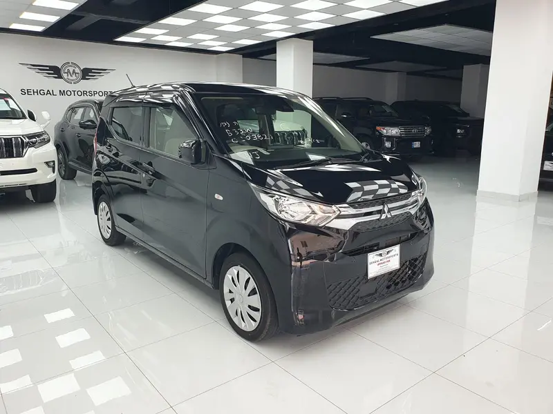 Mitsubishi Ek Wagon M Package 2022 2