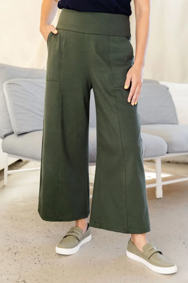 Pantalon Effet Denim Évasé 7/8 - Matcha 1