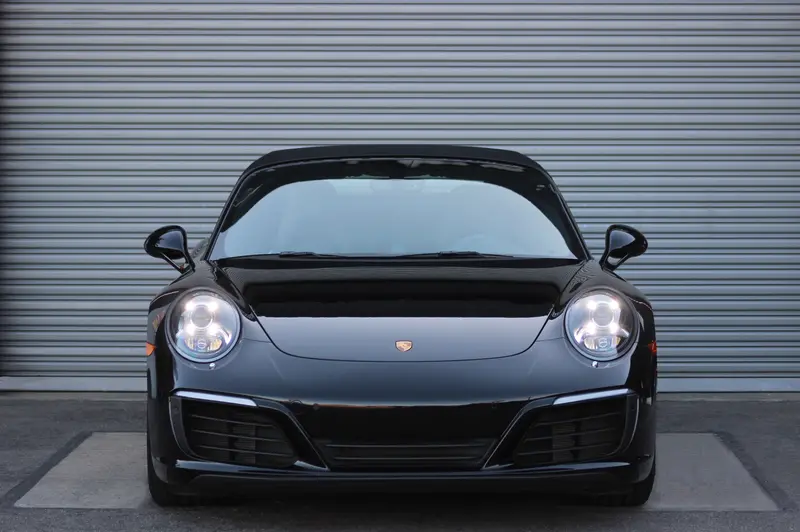 Porsche Carrera 911 2