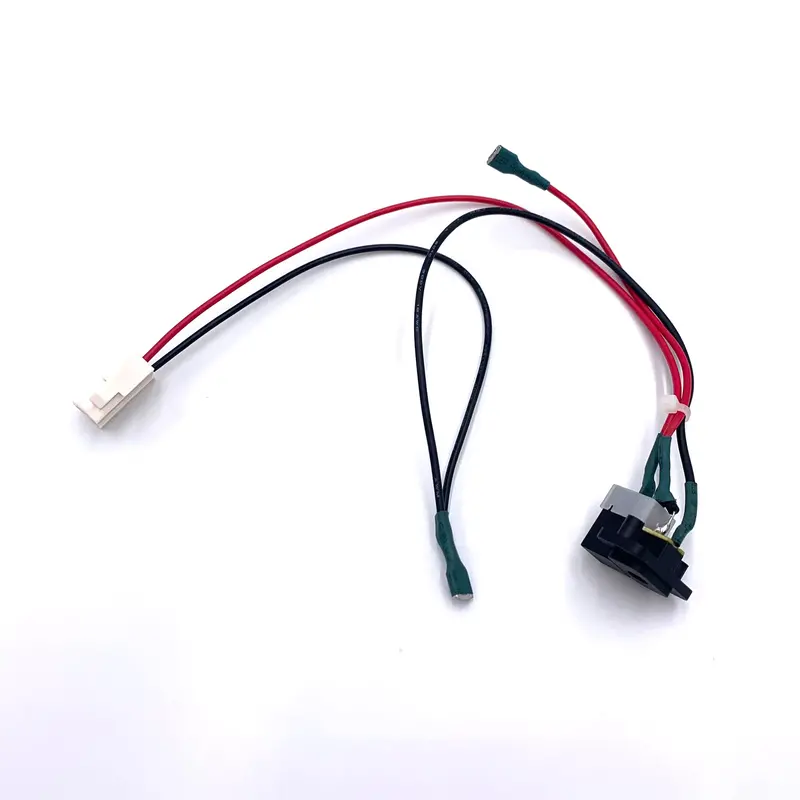 - Replacement Charging Port For 12V Transporter Lorry With Container - 121-876 1