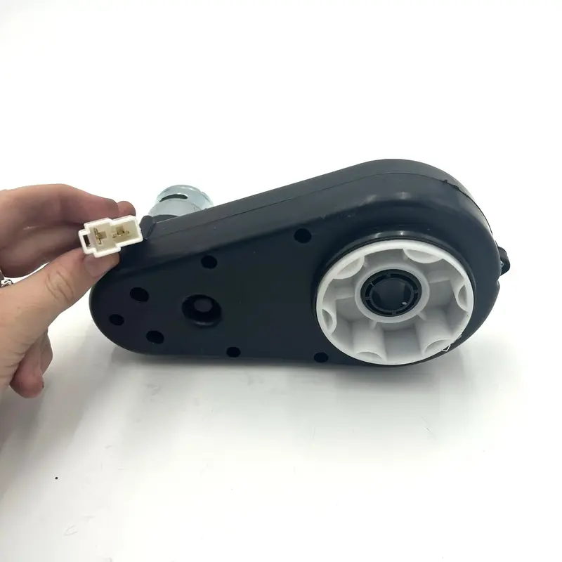 Replacement Electric Motor For Kids Ride On's - Toyota Hilux Rugged X 12V-45W 12000Rpm - 106-1679 2