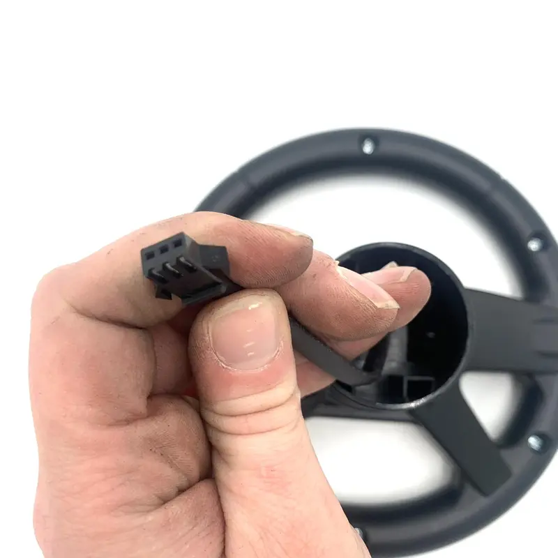 Replacement Steering Wheel For Kids Ride On's - Land Rover Defender 2021 - 105-1447 1