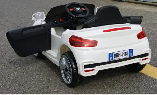 Riiroo 12V Compact Sports Coupe Car 4