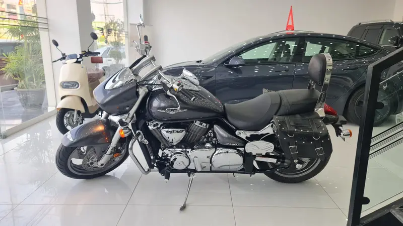 Suzuki Boulevard 2013 Model 1