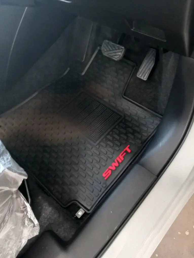 Suzuki Swift Rubber Floor Mats Model:2022-2024 2