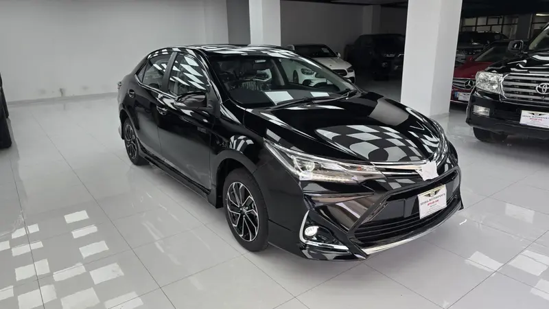 Toyota Corolla Altis Grande X Cvt-I 1.8 2026 1