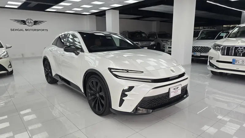 Toyota Crown Sports Rs Advance 2023 1