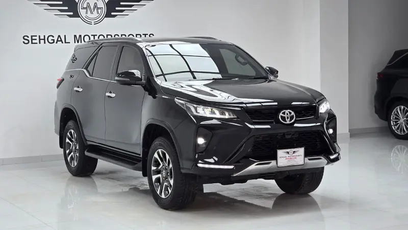 Toyota Fortuner Legender 2.8D 2022 1