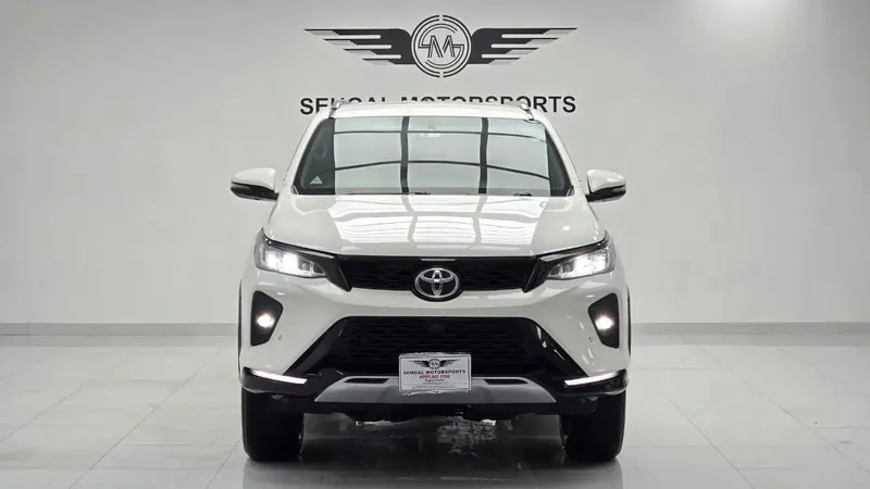Toyota Fortuner Legender 2.8D 2023 2
