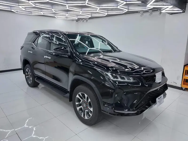 Toyota Fortuner Legender 2026 1