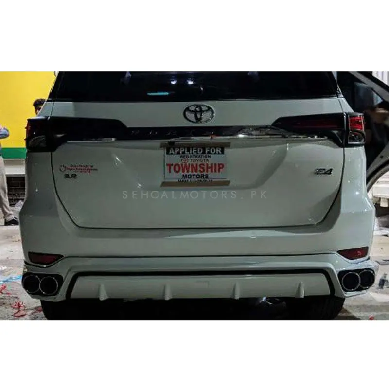 Toyota Fortuner Lx Mode Bodykit Black 2 Pcs 2016 - 2021 2