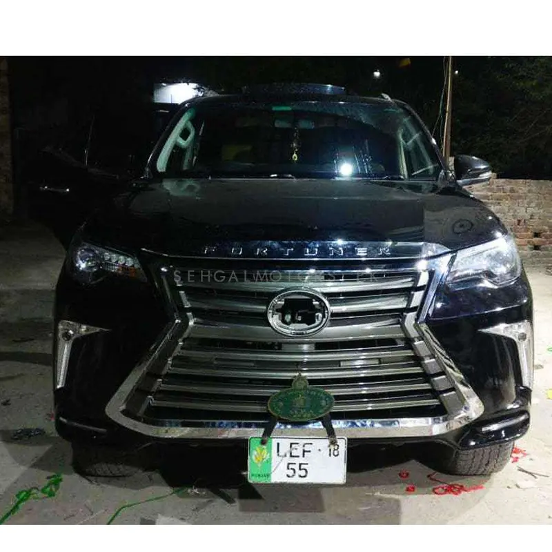 Toyota Fortuner Lx570 Lexus Style Nks Bodykit V8 ( 2 Pcs ) 2016 - 2021 2
