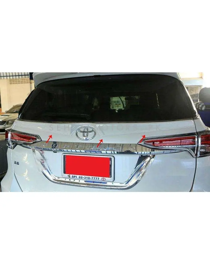 Toyota Fortuner Rear Mid Spoiler Style B 2016 - 2021 2