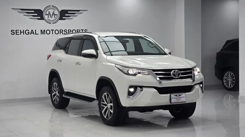 Toyota Fortuner Sigma 4 2.8D 2020 1