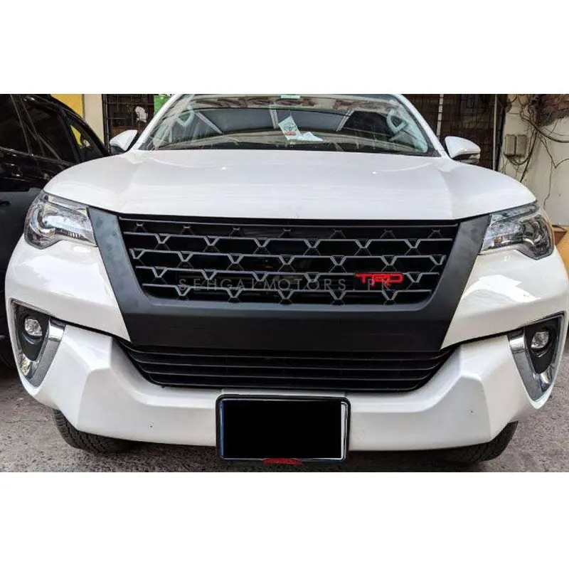 Toyota Fortuner Trd Front Grille 2016 - 2021 1
