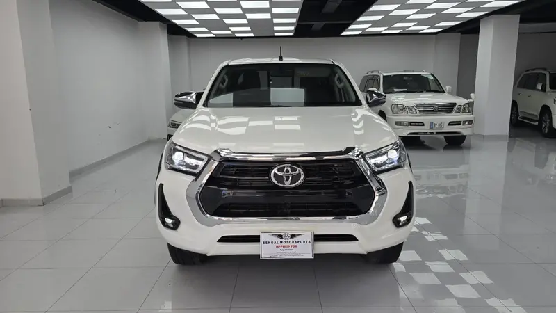 Toyota Hilux Revo G 2.8D M/T 2026 1