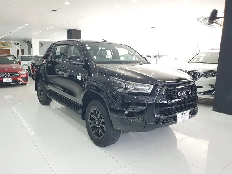 Toyota Hilux Revo Gr-S 2.8D Fresh Model 2026 1