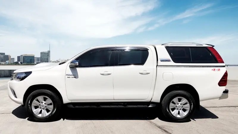 Toyota Hilux Revo Marks Canopy 1