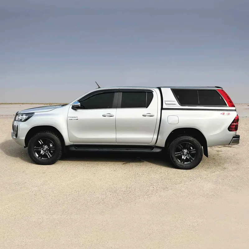 Toyota Hilux Revo / Rocco 4X4 Fiberglass Flat Roof Canopy With Led Break Lights M3 - Double Cabin 1