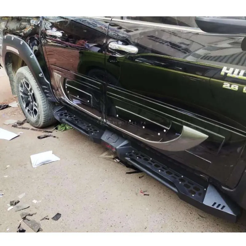 Toyota Hilux Revo/Rocco Hamer Side Steps 1