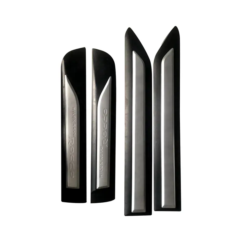 Toyota Hilux Revo/Rocco Sporty Door Moulding Black With Silver 2
