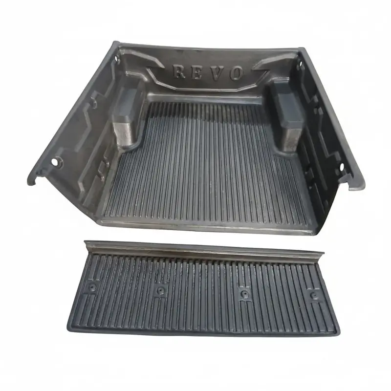 Toyota Hilux Revo/Rocco Thailand Under Rail Bed Liner 2