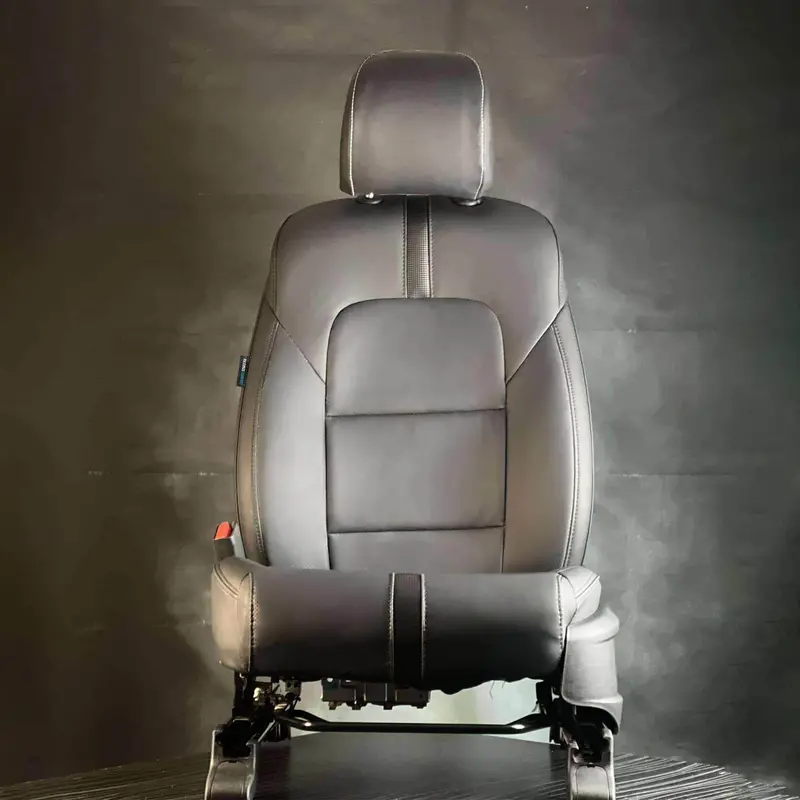 Toyota Hilux Revo/Rocco Type R Black Black Seat Covers 2