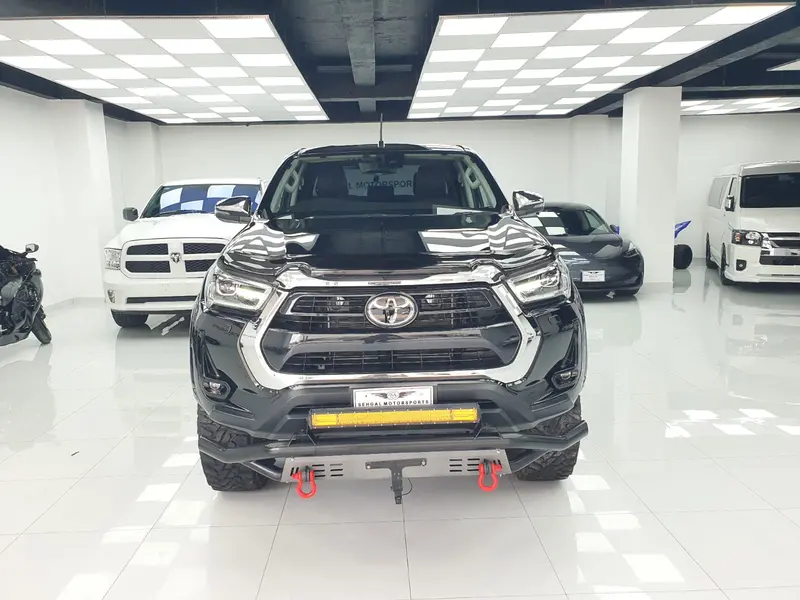 Toyota Hilux Revo V 2022 1