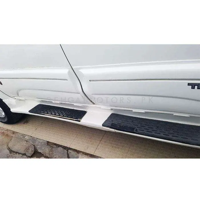 Toyota Hilux Vigo Side Foot Steps - Model 2005-2016 1