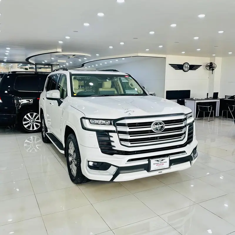 Toyota Land Cruiser Lc 300 Zx 2022 1
