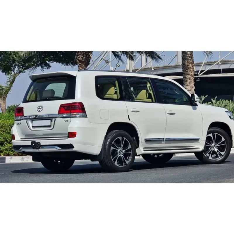 Toyota Land Cruiser Lc200 Middle East Body Kit Back 1 Pc 2015 - 2021 - White V8 Middle East Bodykit 1