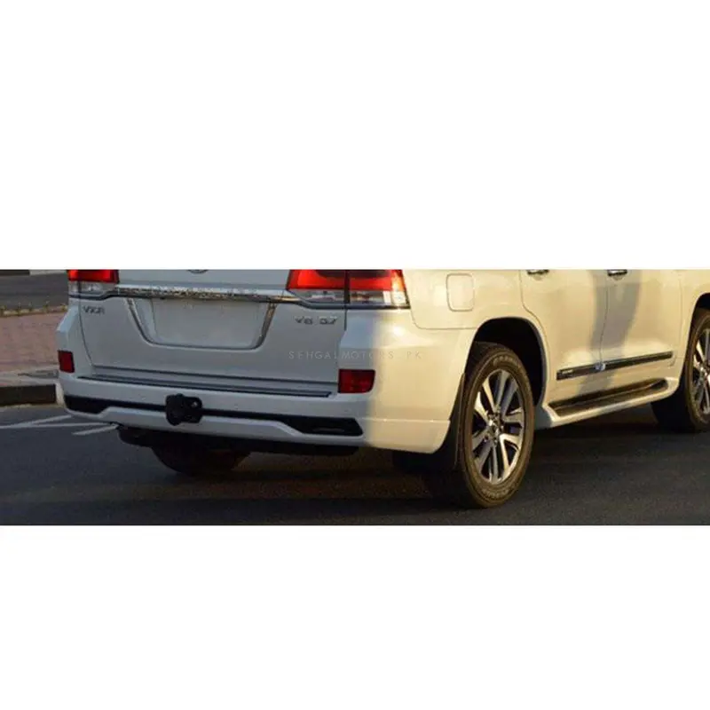 Toyota Land Cruiser Lc200 Middle East Body Kit Back 1 Pc 2015 - 2021 - White V8 Middle East Bodykit 2