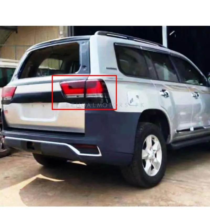 Toyota Land Cruiser Lc300 Oem Back Lamps - Right Side 2015 - 2024 1