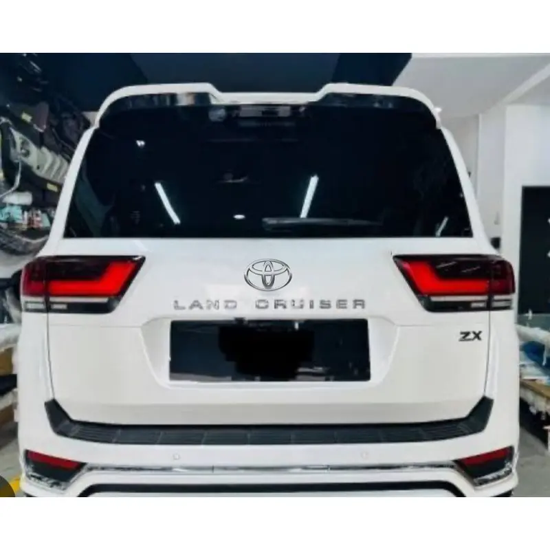 Toyota Land Cruiser Lc300 Trunk Upper Spoiler 2022 - 2024 1