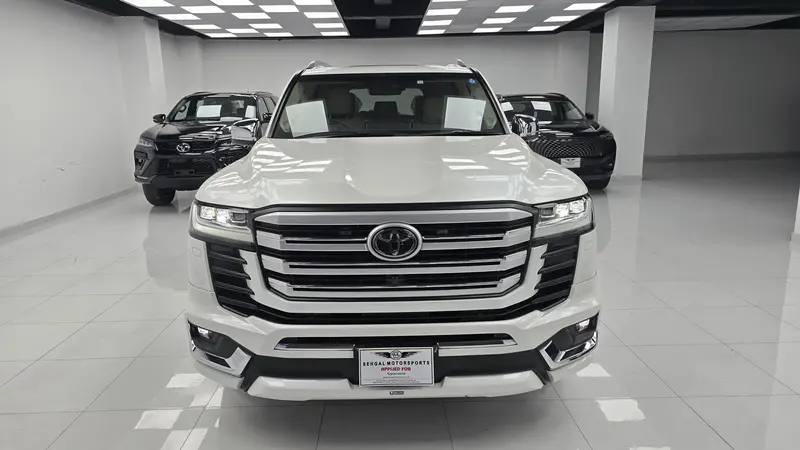 Toyota Land Cruiser Lc300 Zx 2022 1